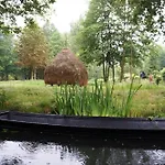 Hey Spreewald Ferienapartments Apartmán *